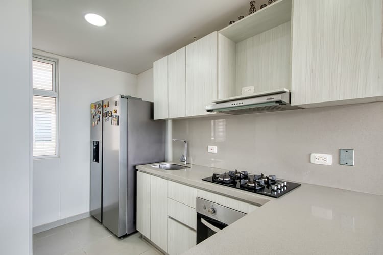 Apartamento de 2 alcobas en venta en Bellavista, Cali, 83 m² · foto 7 de 24