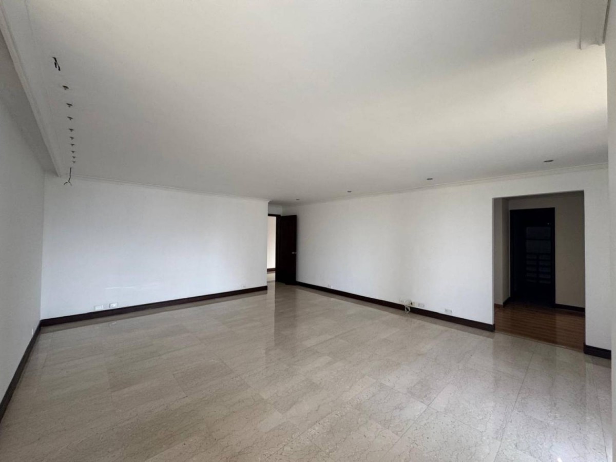 Apartamento en arriendo en San Lucas, Medellín · foto 21 de 23
