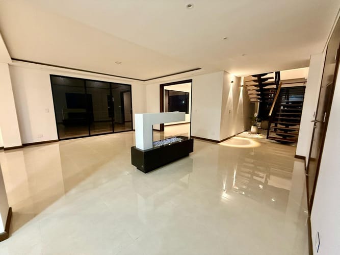 Casa de 3 alcobas en venta en Siberia, Cota, 197 m² · foto 9 de 16