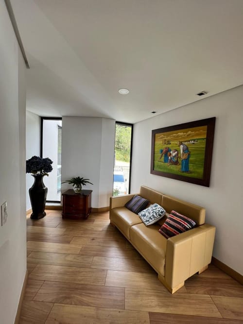 Casa de 7 alcobas en venta en La Tablaza, La Estrella, 450 m² · foto 14 de 24