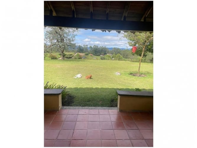 Finca en venta en El Carmen De Viboral, El Carmen de Viboral, 75 m² · foto 2 de 17