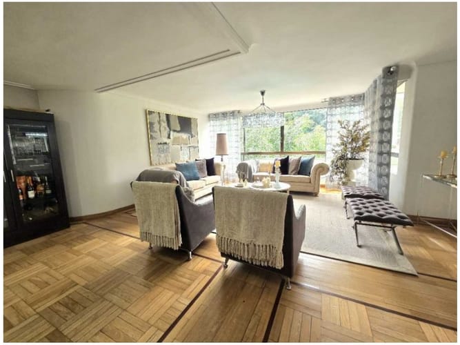 Apartamento de 4 alcobas en venta en Las Lomas, Medellín, 171 m² · foto 3 de 18