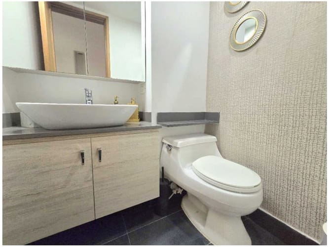 Apartamento de 4 alcobas en venta en Las Lomas, Medellín, 171 m² · foto 9 de 18