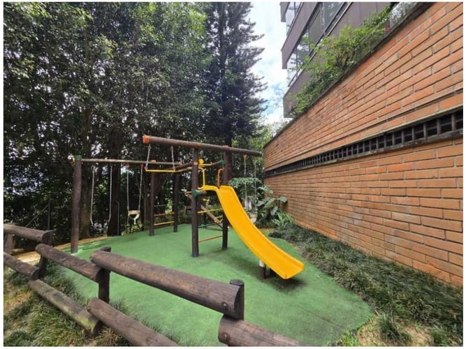 Apartamento de 4 alcobas en venta en Las Lomas, Medellín, 171 m² · foto 18 de 18