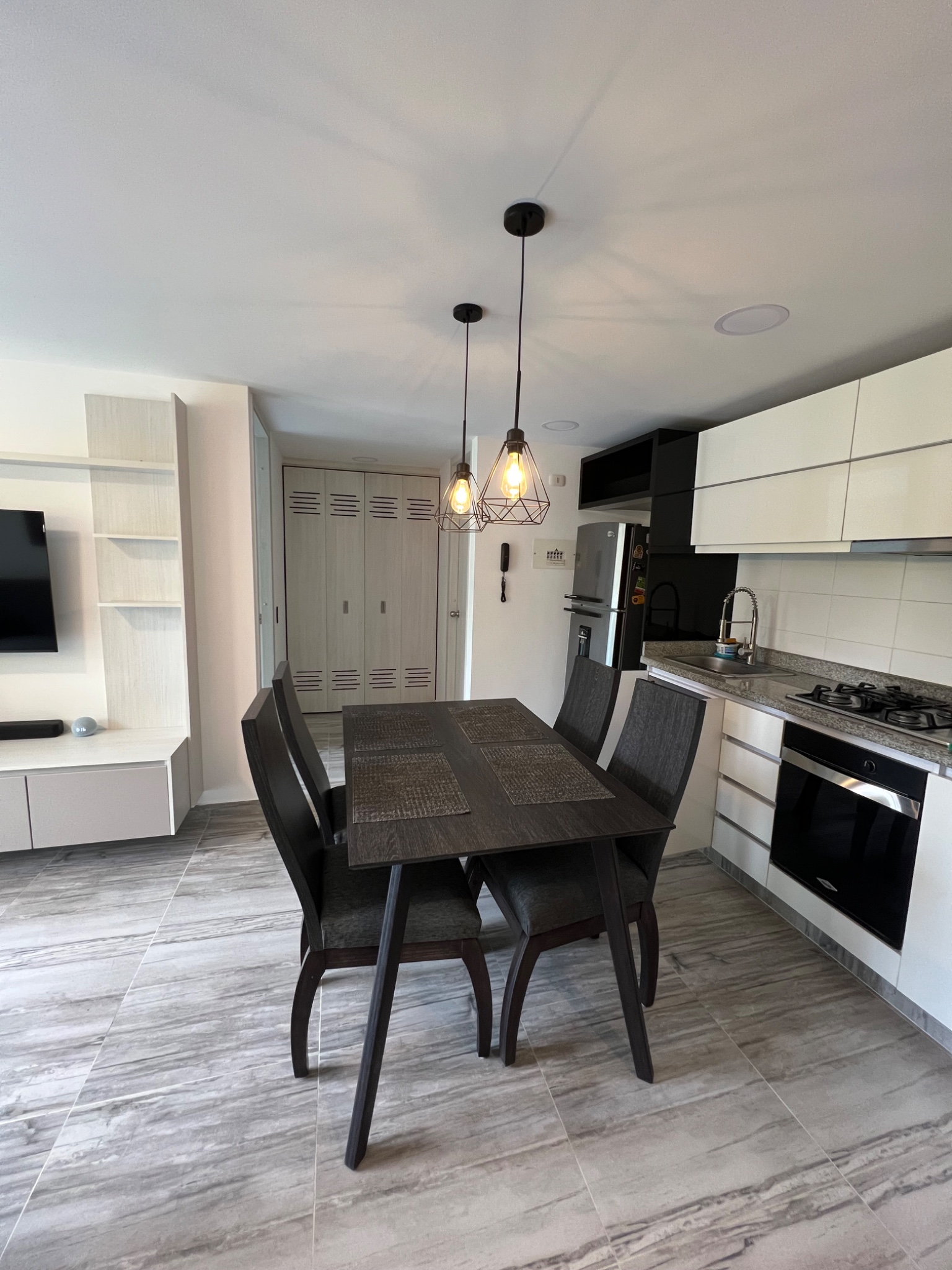 Apartamento en arriendo en Tierra Linda Del Vergel, Ibagué · foto 6 de 11