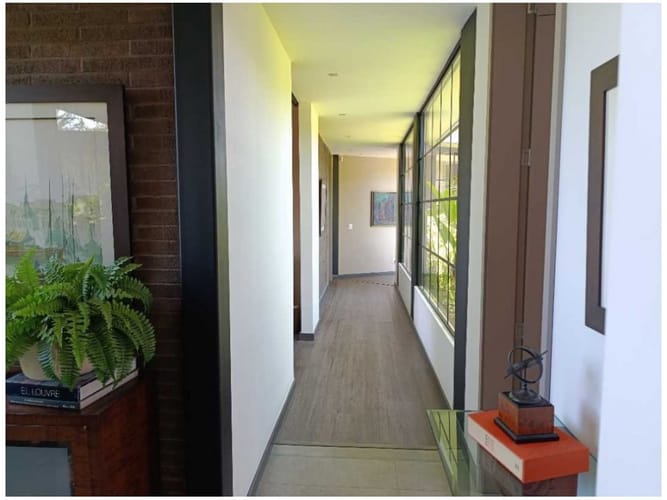 Casa de 3 alcobas en venta en Guamito, La Ceja, 330 m² · foto 5 de 17