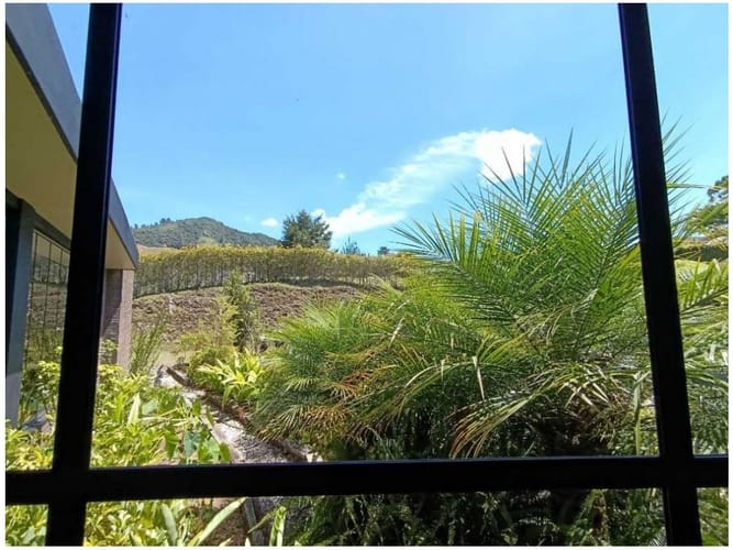 Casa de 3 alcobas en venta en Guamito, La Ceja, 330 m² · foto 8 de 17