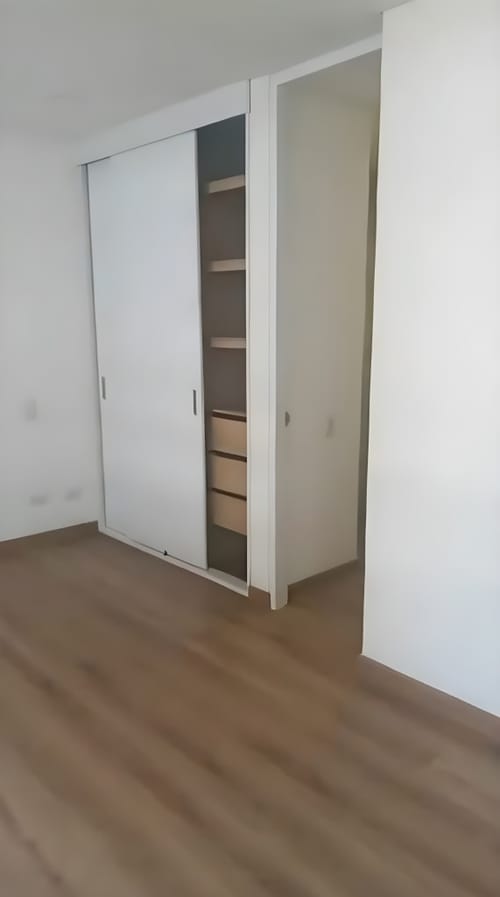 Apartaestudio en venta en Las Nieves, Bogotá, 30 m² · foto 3 de 24
