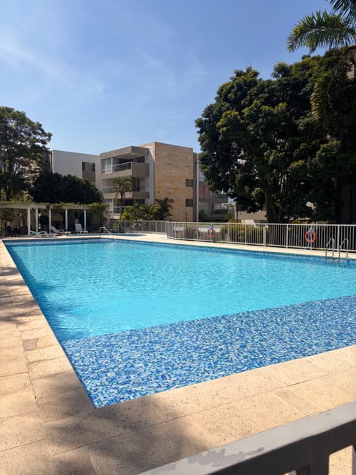 Apartamento de 3 alcobas en venta en Cañasgordas, Cali, 163 m² · foto 8 de 9