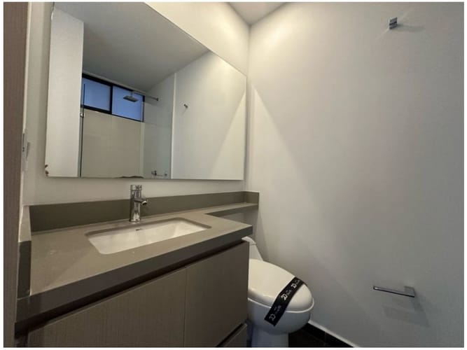 Apartamento de 3 alcobas en venta en Altos Del Poblado, Medellín, 89 m² · foto 22 de 23