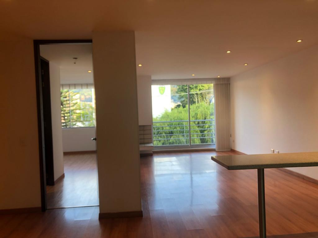 Apartamento en venta en Nuevo Country, Bogotá · foto 2 de 21