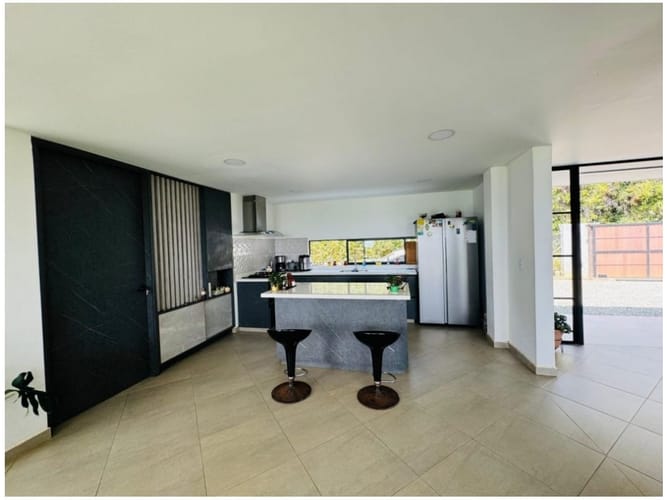 Casa de 4 alcobas en venta en Perez, Bello · foto 5 de 24