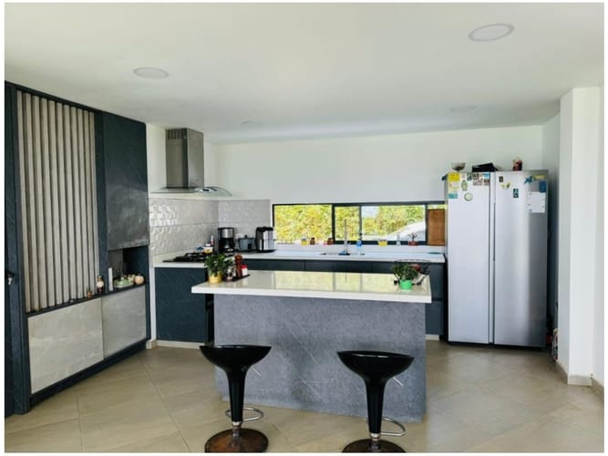 Casa de 4 alcobas en venta en Perez, Bello · foto 6 de 24