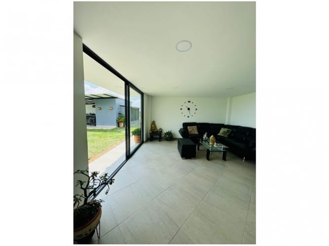 Casa de 4 alcobas en venta en Perez, Bello · foto 7 de 24