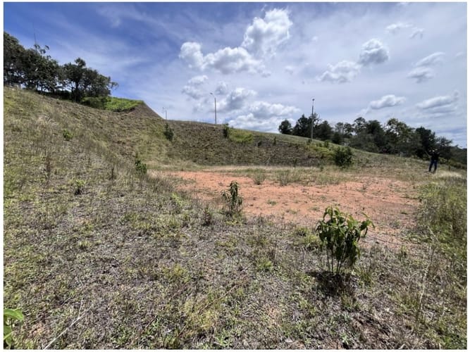 Lote en venta en El Carmen De Viboral, El Carmen de Viboral, 2537 m² · foto 5 de 9