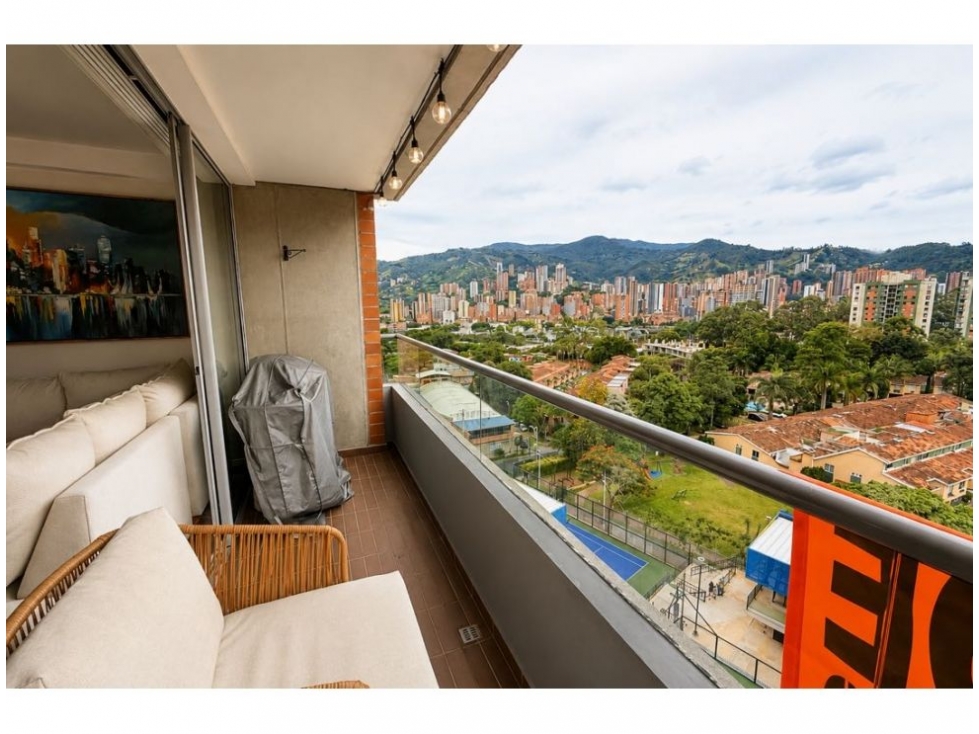 Apartamento en venta en Suramérica, La Estrella · foto 10 de 17