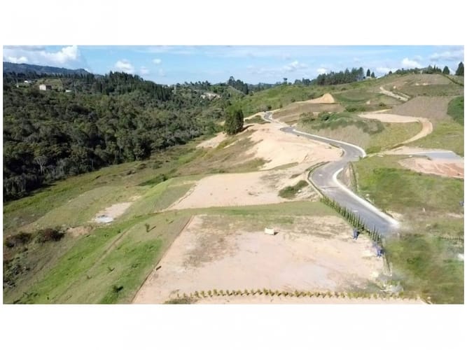Lote en venta en Guarne, 2825 m² · foto 15 de 24