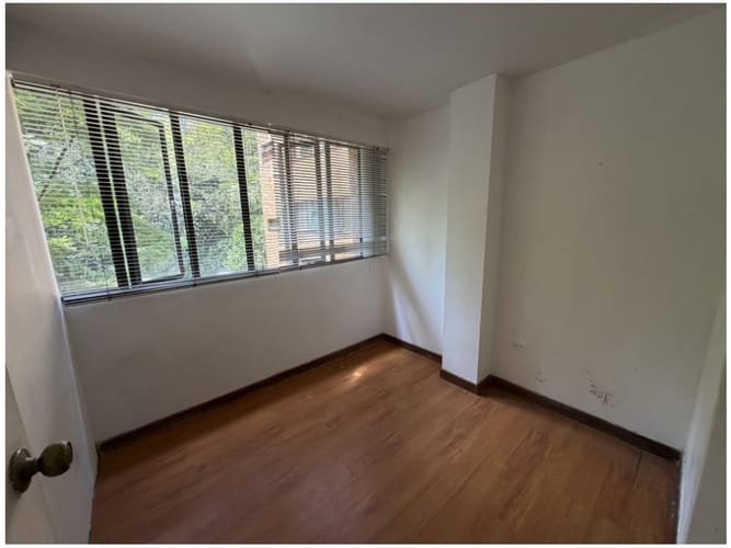 Apartamento de 3 alcobas en venta en Las Lomas, Medellín, 174 m² · foto 10 de 23