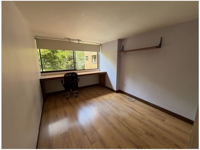 Apartamento de 3 alcobas en venta en Las Lomas, Medellín, 174 m² · foto 12 de 23
