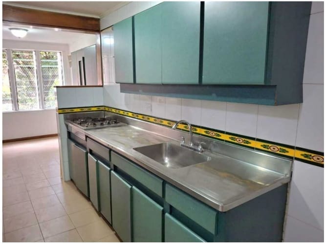 Apartamento en venta en Los Naranjos, Medellín · foto 7 de 14
