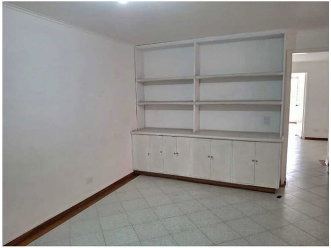 Apartamento en venta en Los Naranjos, Medellín · foto 10 de 14