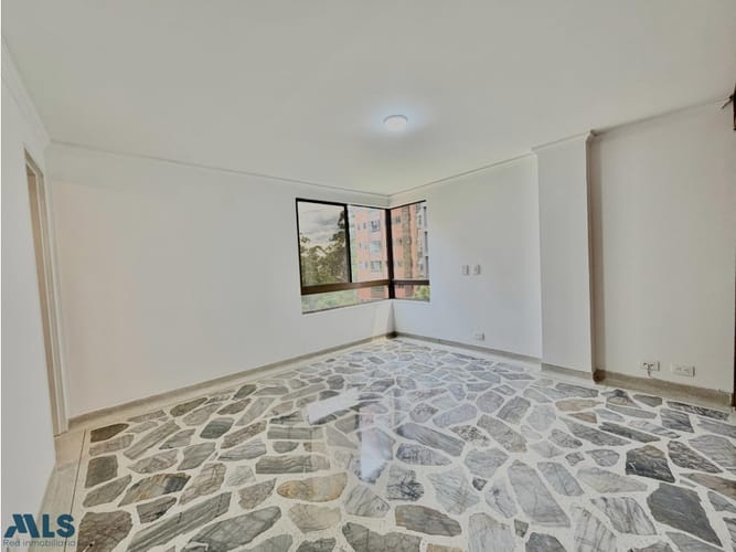 Apartamento de 3 alcobas en venta en El Poblado, Medellín, 143 m² · foto 7 de 13