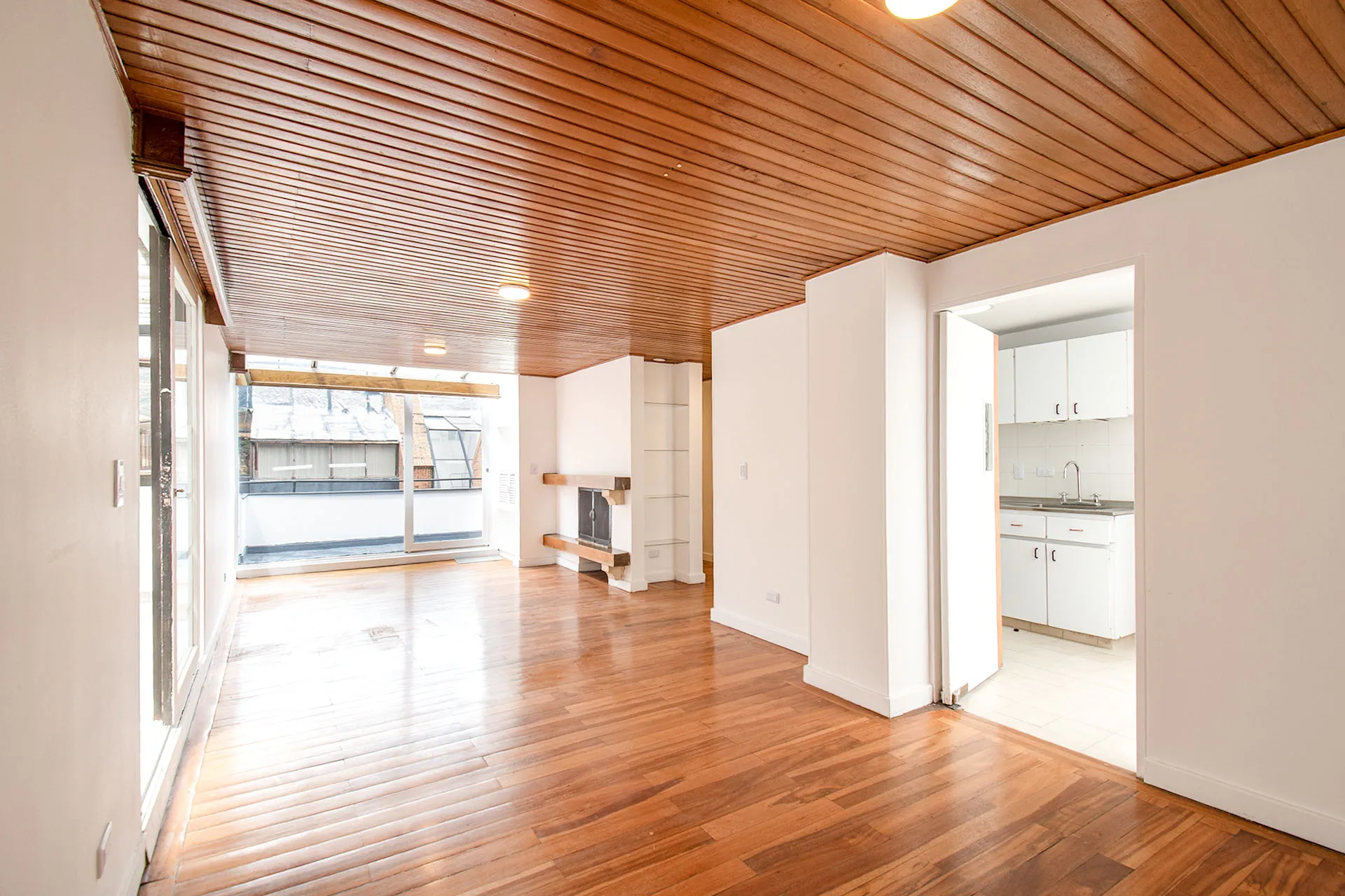 Apartamento en venta en Cedritos, Bogotá · foto 3 de 15