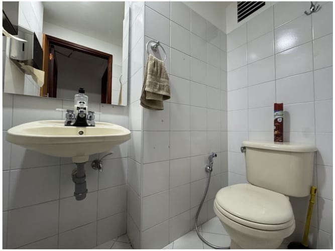 Oficina en venta en La Aguacatala, Medellín, 135 m² · foto 9 de 21