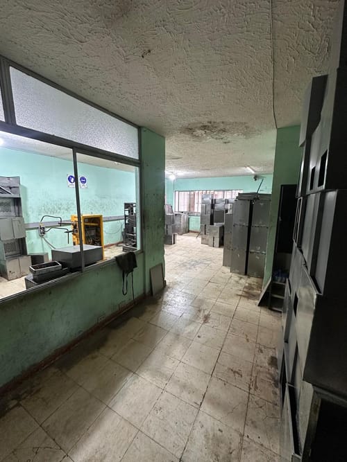 Bodega en venta en San Nicolas, Cali, 350 m² · foto 12 de 21