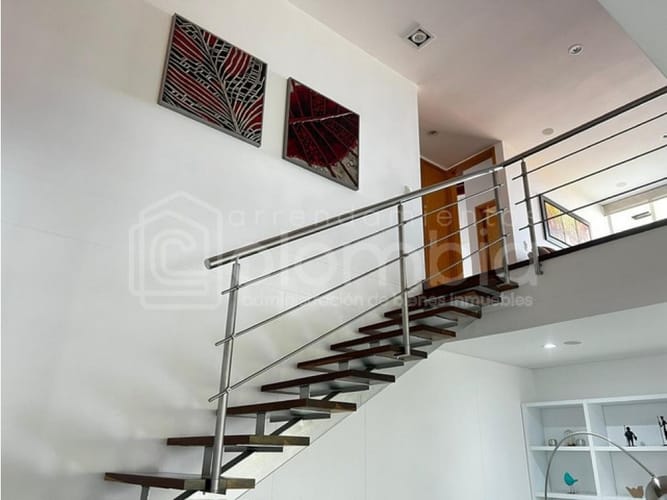 Casa de 3 alcobas en venta en Loma Del Escobero, Envigado, 360 m² · foto 10 de 24