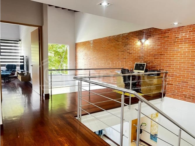 Casa de 3 alcobas en venta en Loma Del Escobero, Envigado, 360 m² · foto 11 de 24