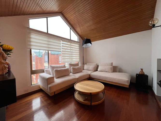 Apartamento de 3 alcobas en venta en Colina Campestre, Bogotá, 116 m² · foto 2 de 24