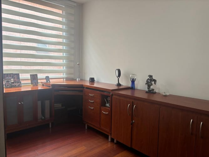 Apartamento de 3 alcobas en venta en Santa Barbara Occidental, Bogotá, 110 m² · foto 4 de 24