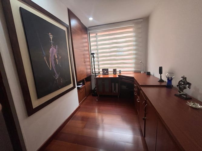 Apartamento de 3 alcobas en venta en Santa Barbara Occidental, Bogotá, 110 m² · foto 5 de 24