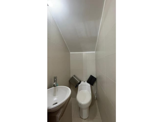 Casa de 5 alcobas en venta en Granjas De Provenza, Bucaramanga, 180 m² · foto 18 de 22