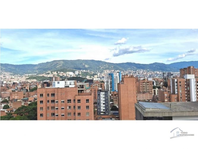 Apartamento de 3 alcobas en venta en Naranjal, Medellín, 84 m² · foto 12 de 17
