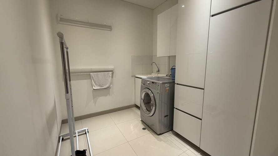 Apartamento de 2 alcobas en arriendo en Chicó Reservado, Bogotá, 188 m² · foto 8 de 24