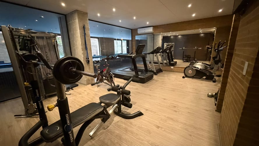 Apartamento de 2 alcobas en arriendo en Chicó Reservado, Bogotá, 188 m² · foto 23 de 24