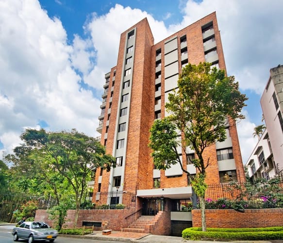 Apartamento de 3 alcobas en venta en Bellavista, Cali, 260 m² · foto 19 de 19