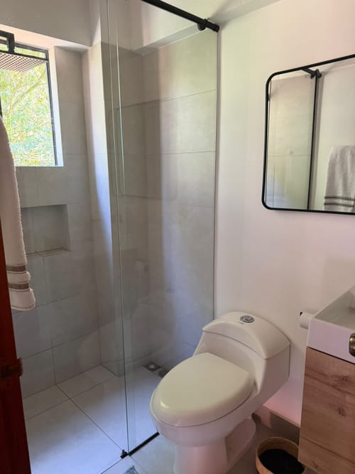 Casa de 4 alcobas en venta en Loma De Las Brujas, Envigado, 379 m² · foto 11 de 23