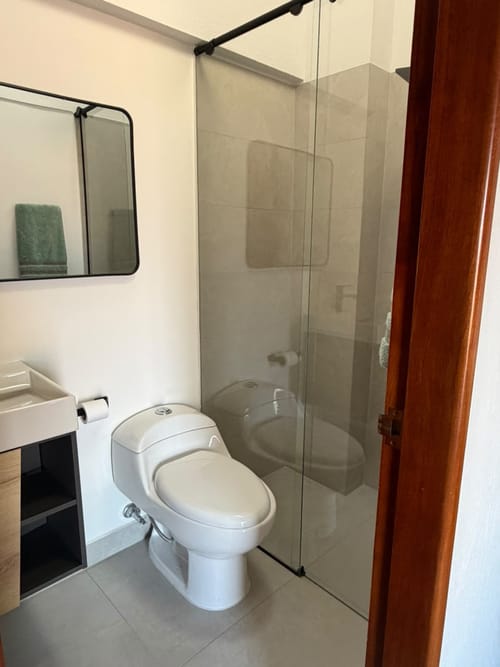 Casa de 4 alcobas en venta en Loma De Las Brujas, Envigado, 379 m² · foto 21 de 23