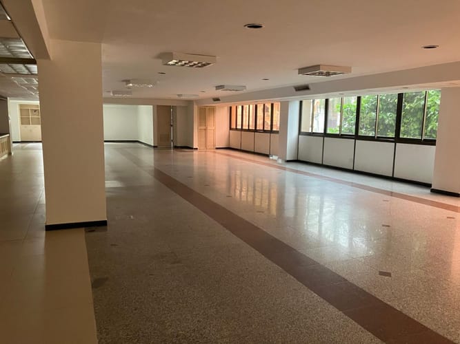 Local en venta en Versalles, Cali, 312 m² · foto 4 de 12