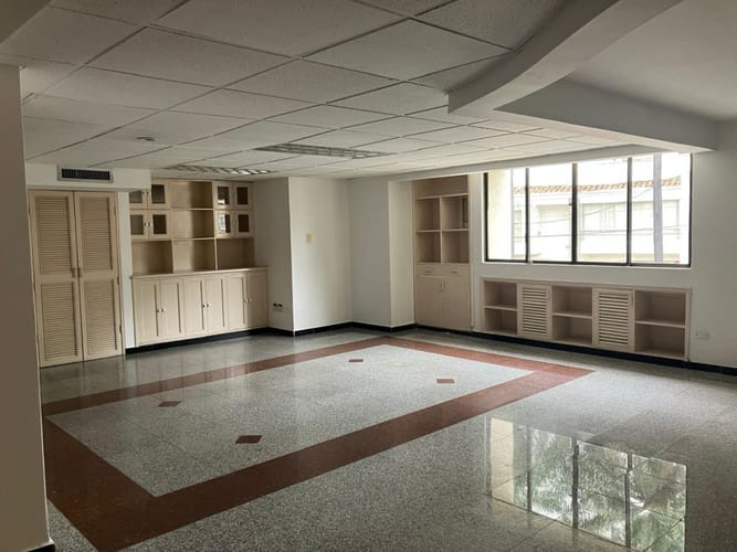Local en venta en Versalles, Cali, 312 m² · foto 5 de 12