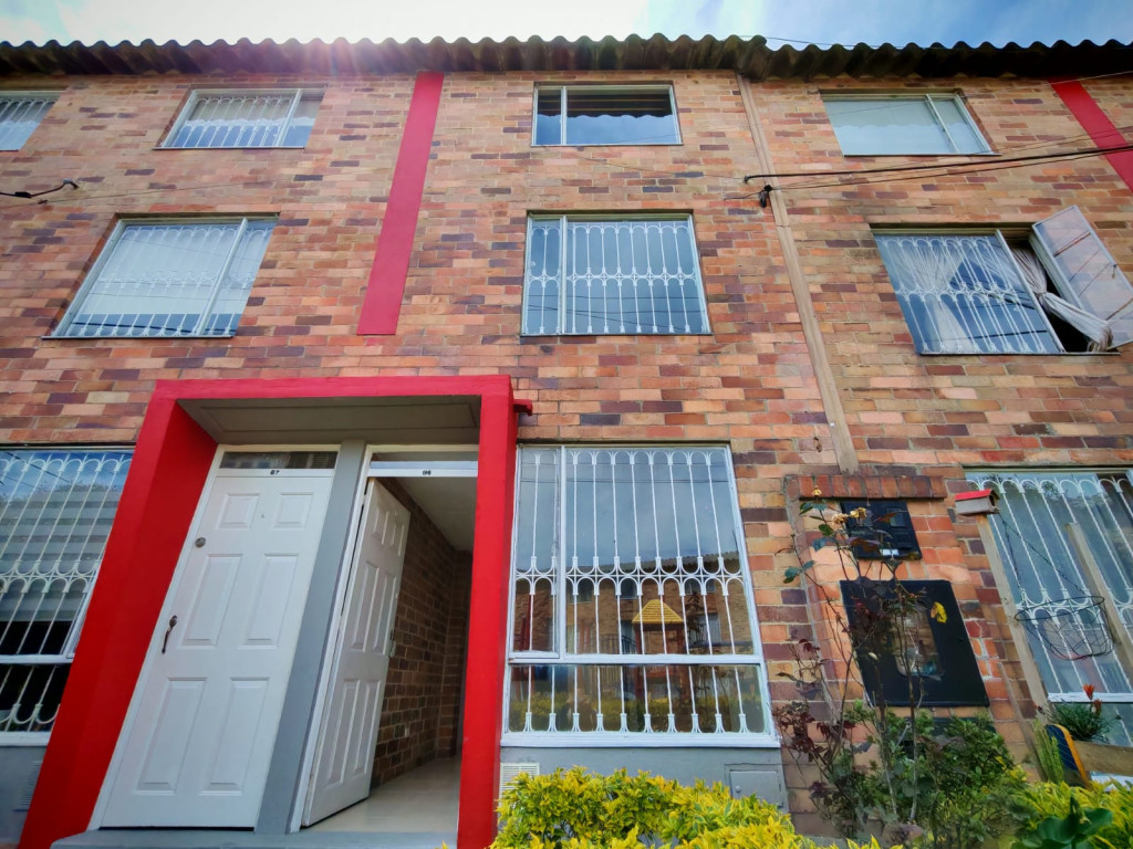 Casa en venta en Compartir, Bogotá · foto 3 de 24