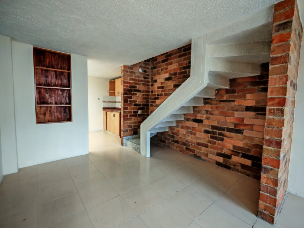 Casa en venta en Compartir, Bogotá · foto 6 de 24