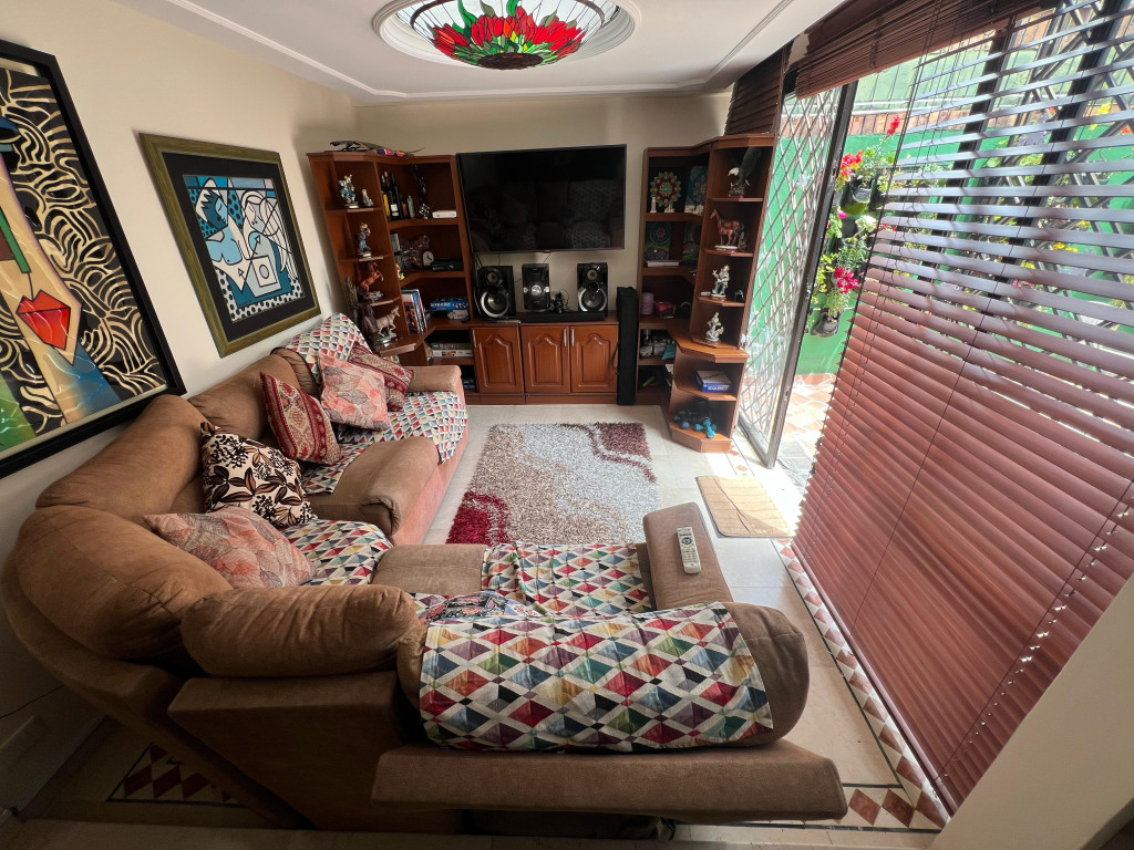 Casa en venta en Cedritos, Bogotá · foto 5 de 24