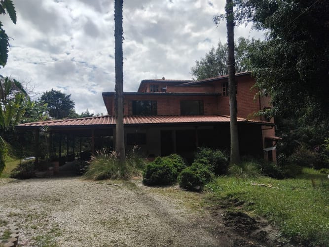 Casa de 9 alcobas en arriendo en Santa Ana, Rionegro, 500 m² · foto 2 de 24