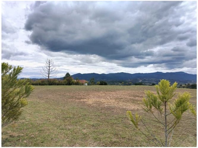 Lote en venta en Lejos Del Nido, El Retiro, 3563 m² · foto 5 de 8