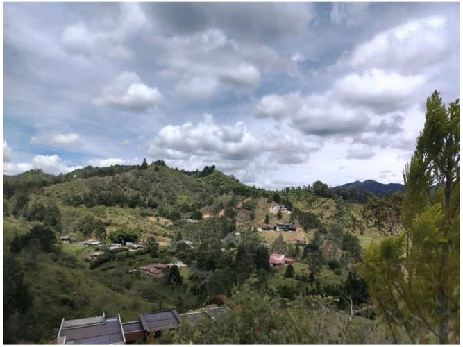 Lote en venta en Lejos Del Nido, El Retiro, 3563 m² · foto 6 de 8