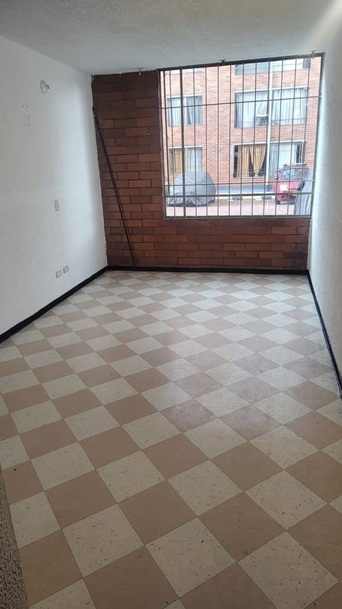 Apartamento de 3 alcobas en arriendo en Rodesia, Bogotá, 45 m² · foto 5 de 8